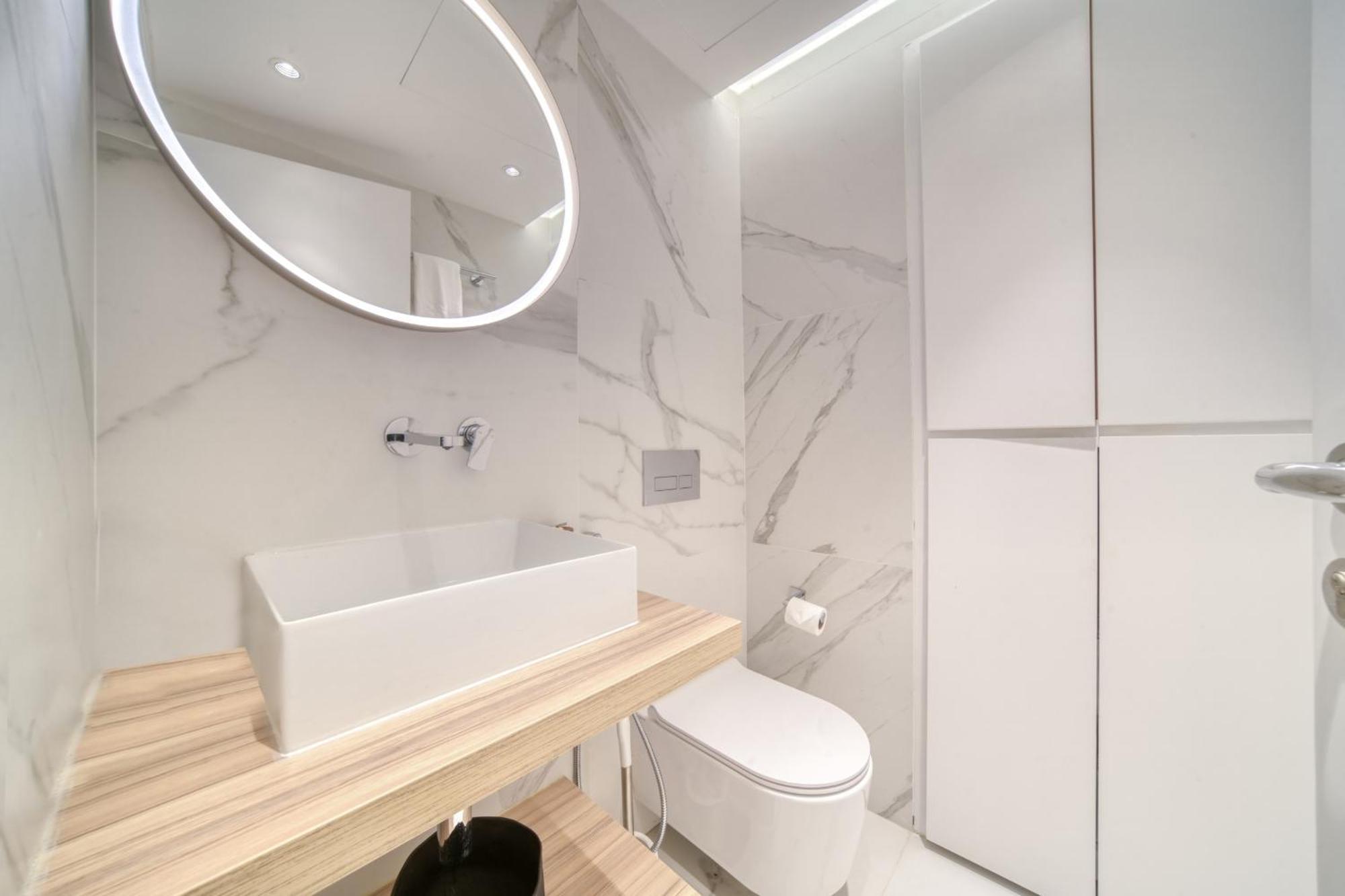 Fairfield Tower, Park Island, Marina - Mint